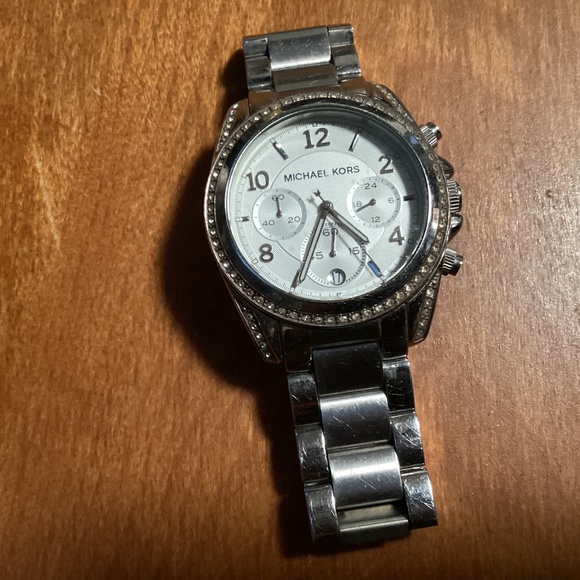 Michael Kors Silver-tone Women’s Watch MK-5165 - Picture 13 of 15